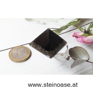 Orgonit Mini Pyramide: Schörl Turmalin